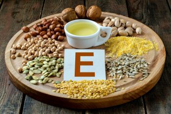 Vitamina E – riscuri si beneficii in asociere cu terapia antiagreganta plachetara