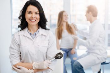 Dermatozele asociate expunerii la radiația ultravioletă