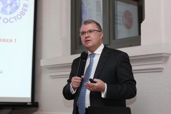 3% dintre români suferă de boli reumatice