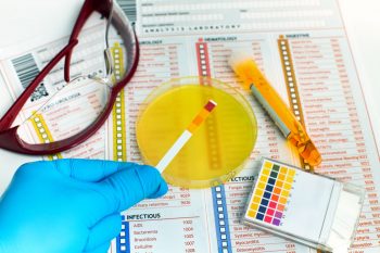 Infecția urinară la pacientul vârstnic cu boală renală cronică