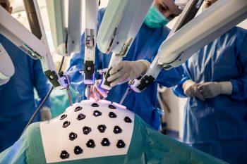 Da Vinci Xi, cea mai nouă generație de roboți chirurgicali, la Ponderas Academic Hospital