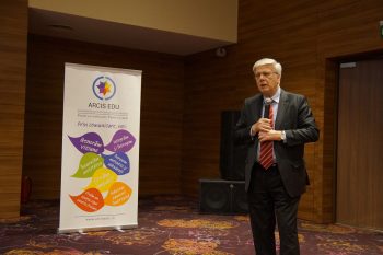 Abordarea multidisciplinară este esențială în cazul AVC-ului