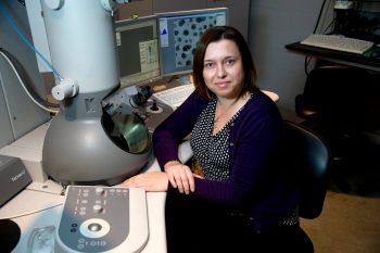 O româncă a descoperit un implant ortopedic dizolvabil