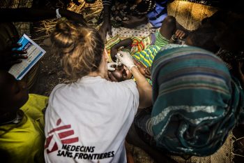 Medici fără Frontiere caută medici și farmaciști români