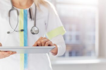 Formele farmaceutice digitale: avantaje şi provocări