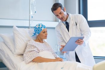 Un nou tratament poate micşora tumorile cu 67%