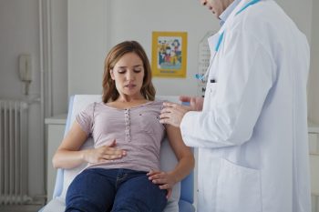 Gastrita: atenție la durerile de stomac!
