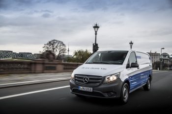 (P) Mercedes-Benz eVito Furgon, autoutilitara perfect configurată pentru industria farmaceutică
