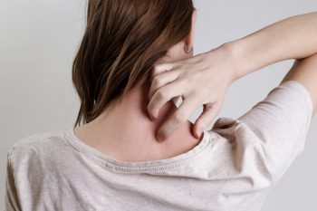 Mecanismul care stă la baza colonizării bacteriene în cazurile de dermatită atopică