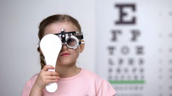 Astigmatismul sau curbura neregulată a corneei