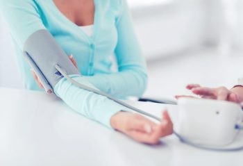 Hipertensiunea diagnosticată la timp, aspect important pentru sănătatea femeilor