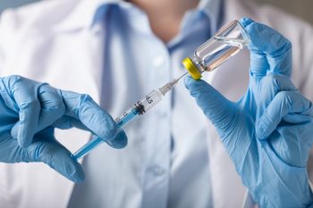 Primul pacient vaccinat împotriva cancerului de cap și gât