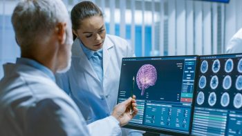 Tumori cerebrale: decizii terapeutice şi importanţa echipei multidisciplinare