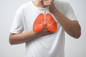 Tipuri de pneumonie, manifestări clinice, complicații asociate și prevenție