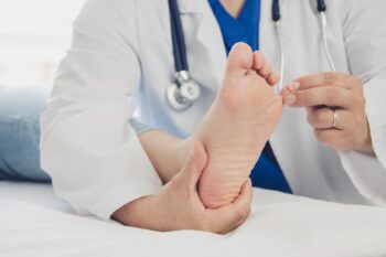 Ciuperca piciorului: tratament eficient și prevenirea recidivelor